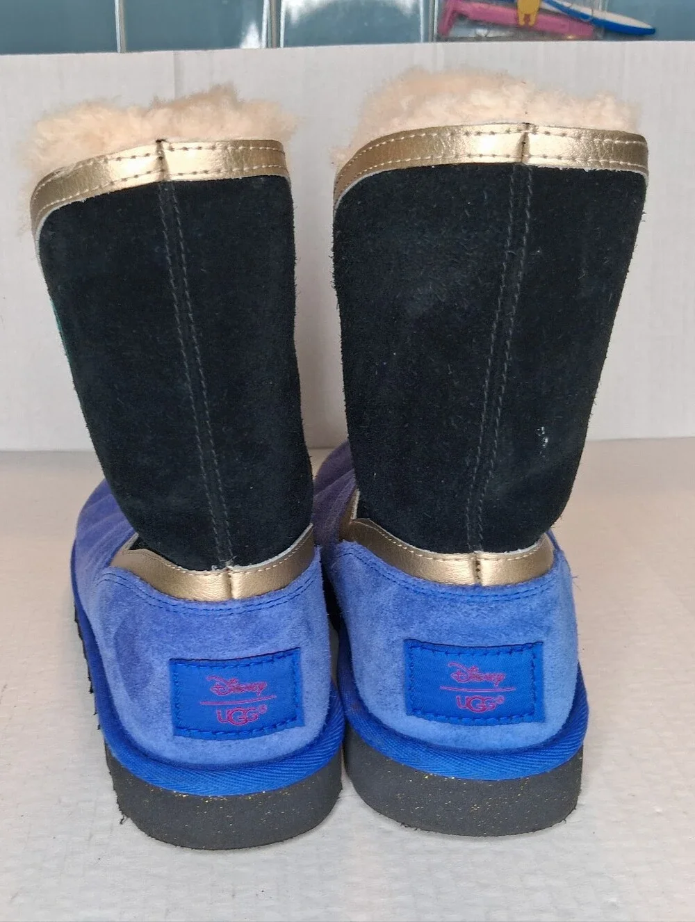 UGG x Disney Frozen Princess Anna Coronation Suede Boots Kids Size 4 Blue/Black